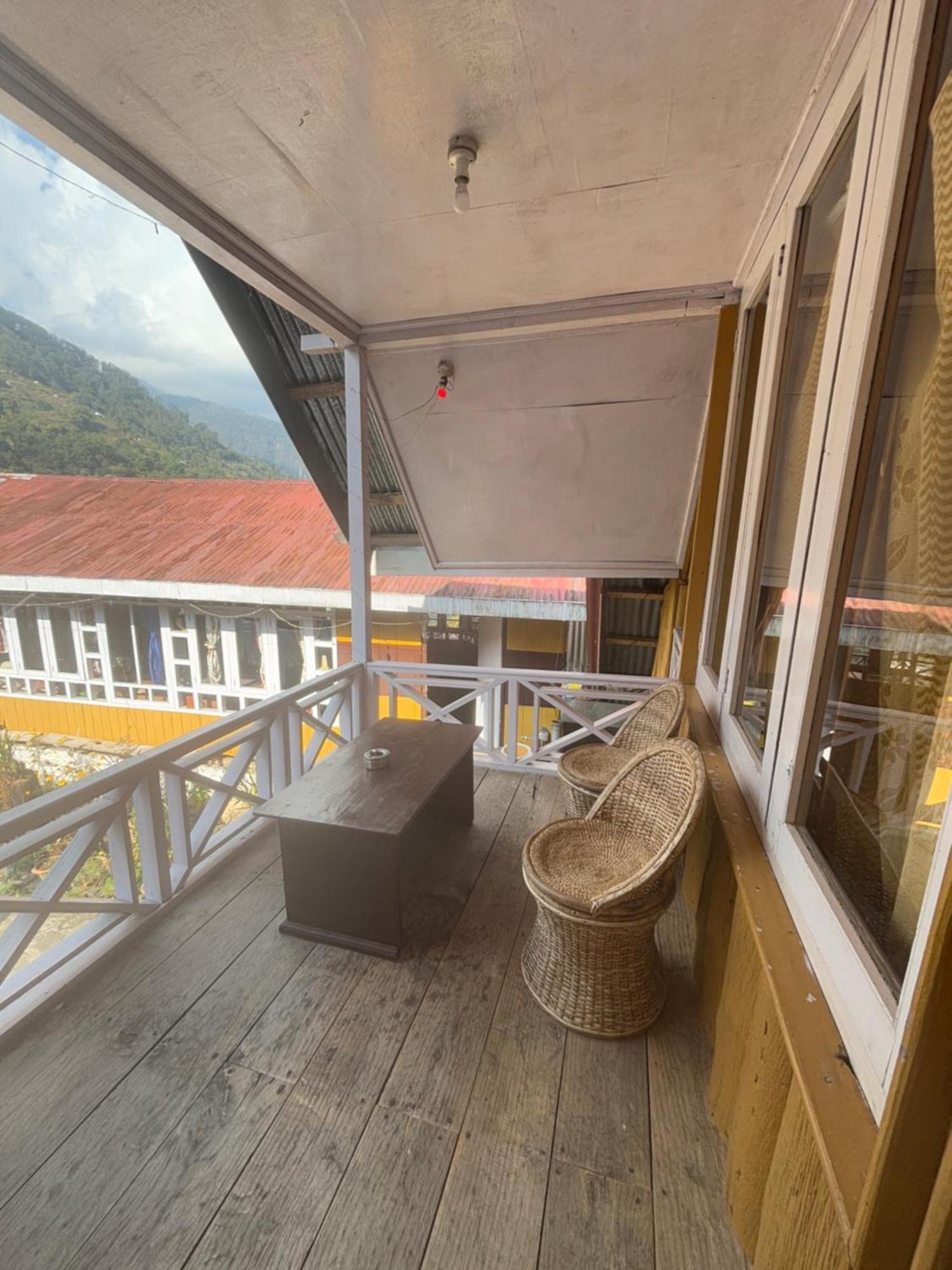 ペリングOdyssey'S Darap Eco Retreatアパートメント エクステリア 写真