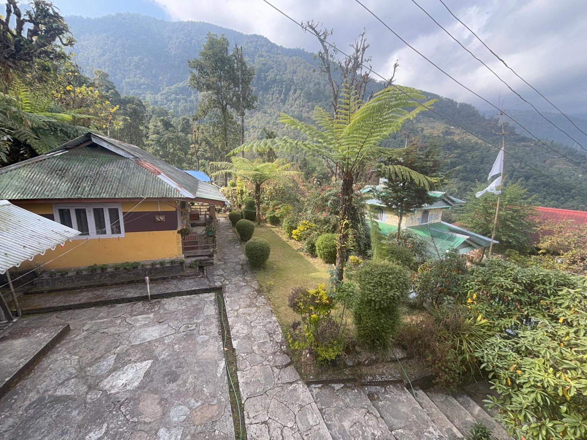 ペリングOdyssey'S Darap Eco Retreatアパートメント エクステリア 写真