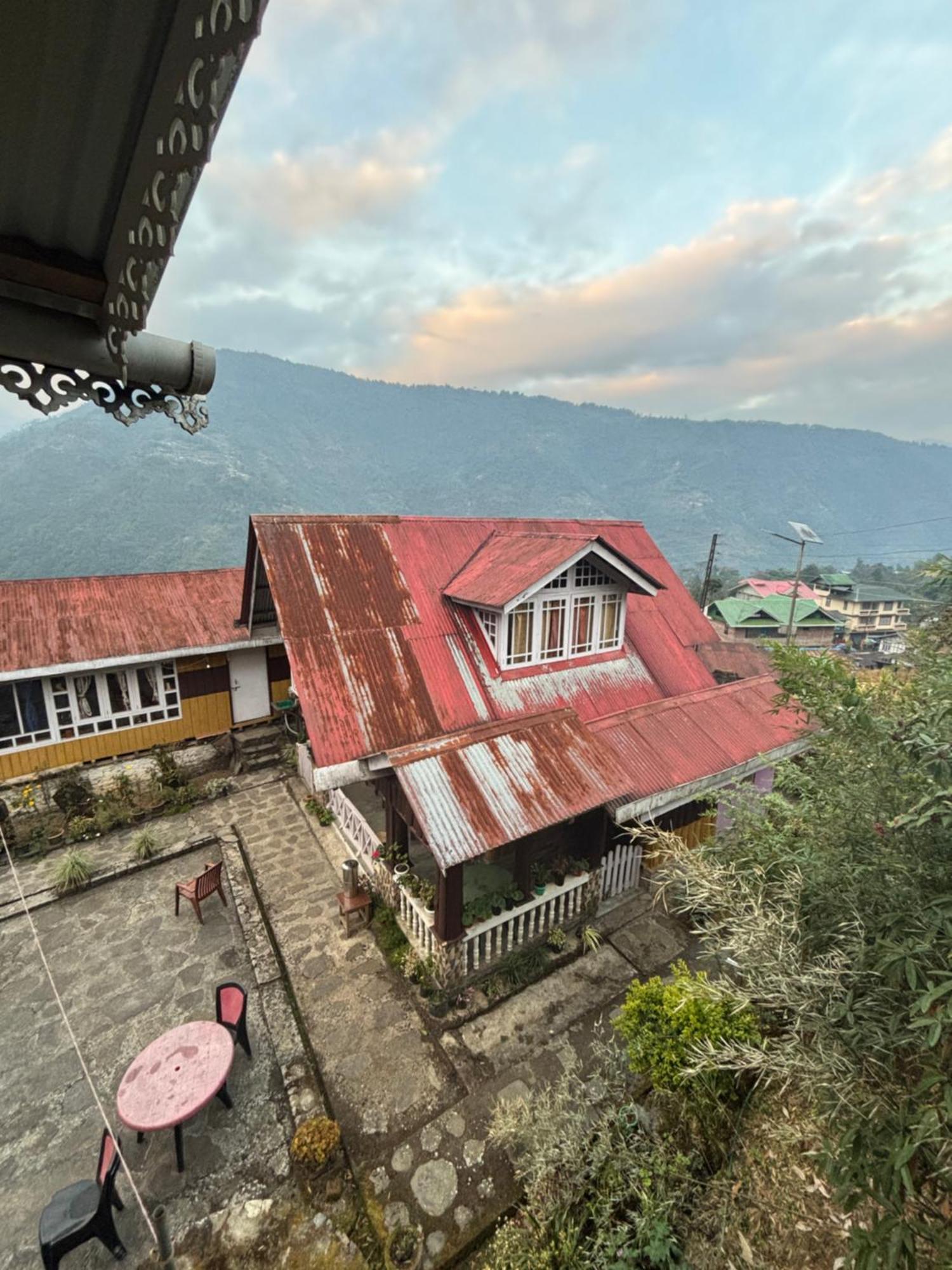 ペリングOdyssey'S Darap Eco Retreatアパートメント エクステリア 写真