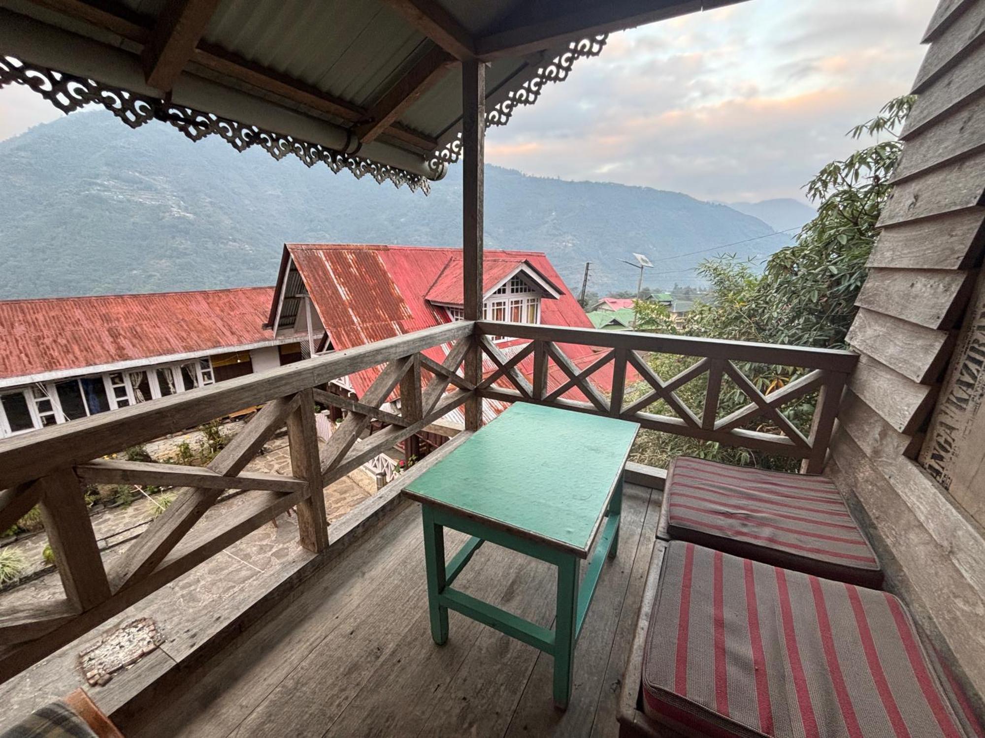 ペリングOdyssey'S Darap Eco Retreatアパートメント エクステリア 写真