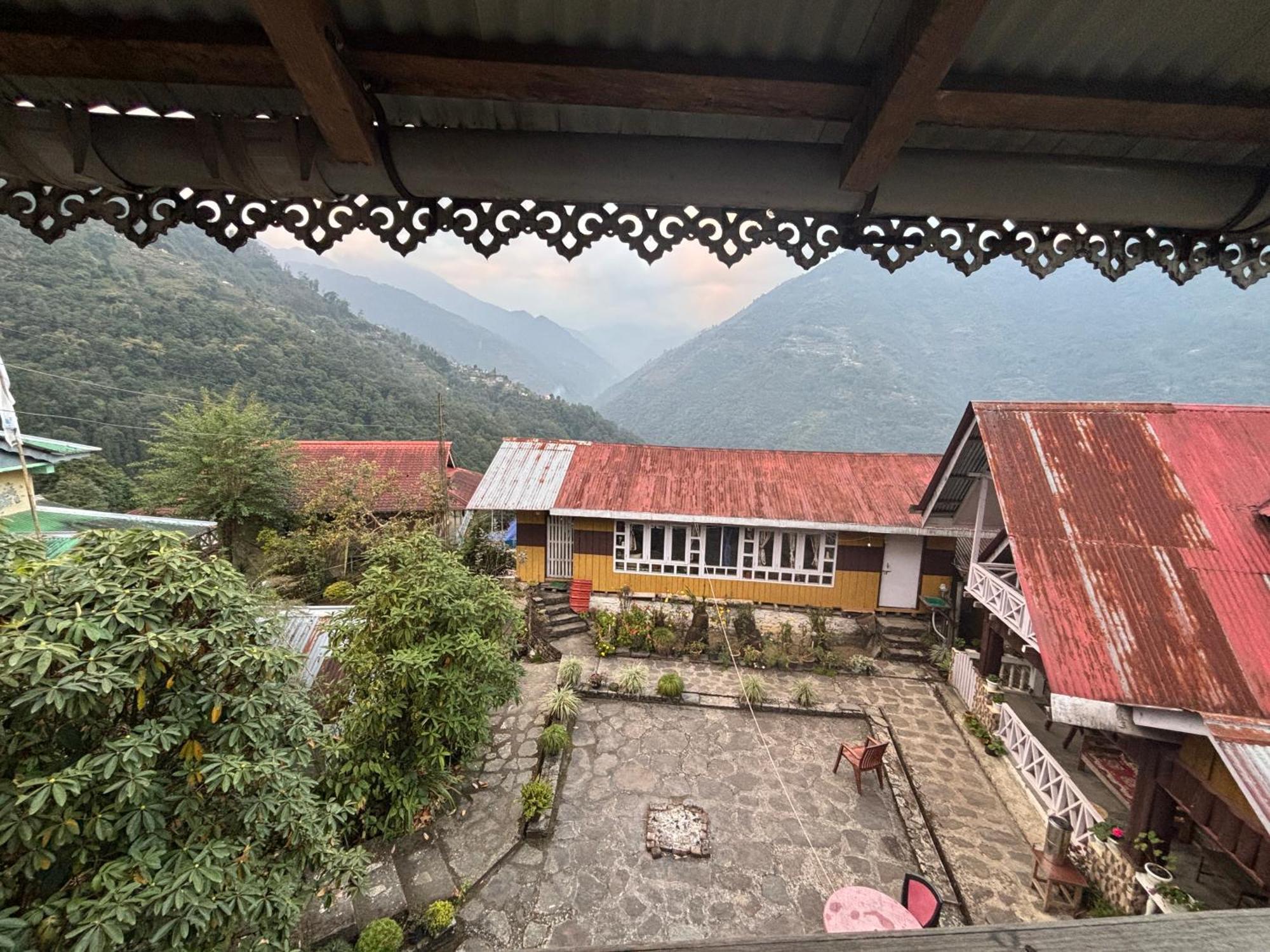 ペリングOdyssey'S Darap Eco Retreatアパートメント エクステリア 写真