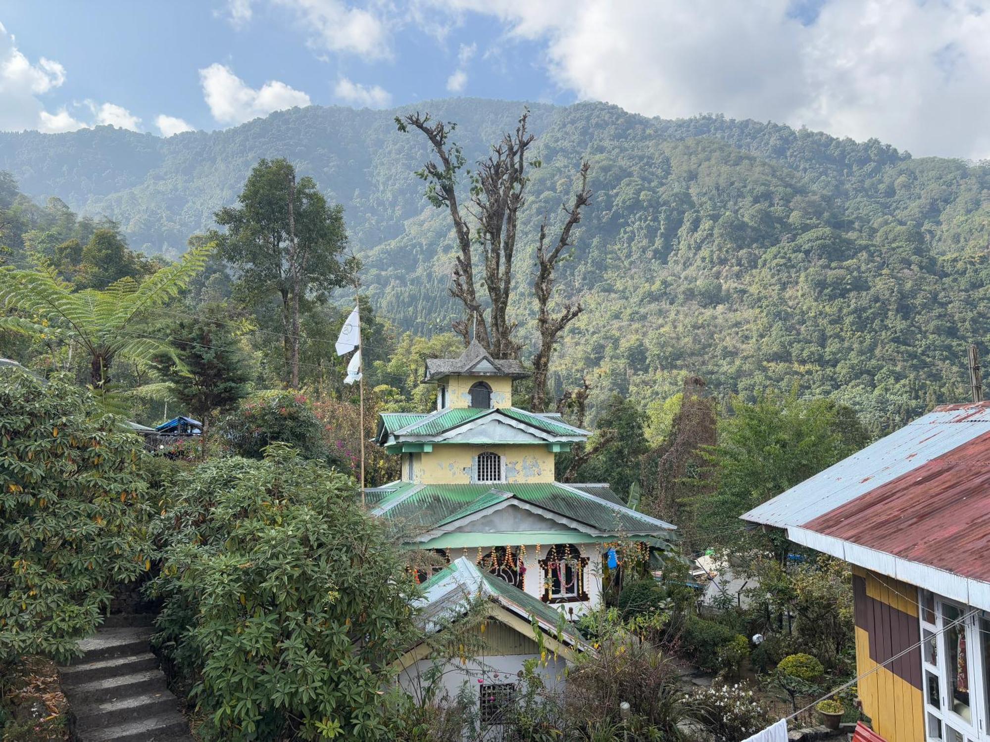 ペリングOdyssey'S Darap Eco Retreatアパートメント エクステリア 写真